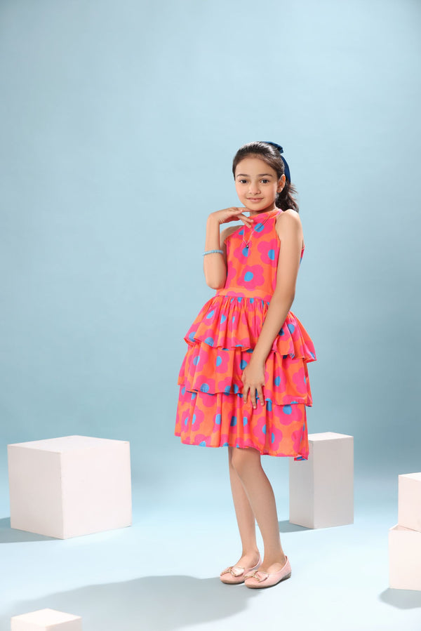 Merimekko Print Sleeveless Tiered Frock Dress