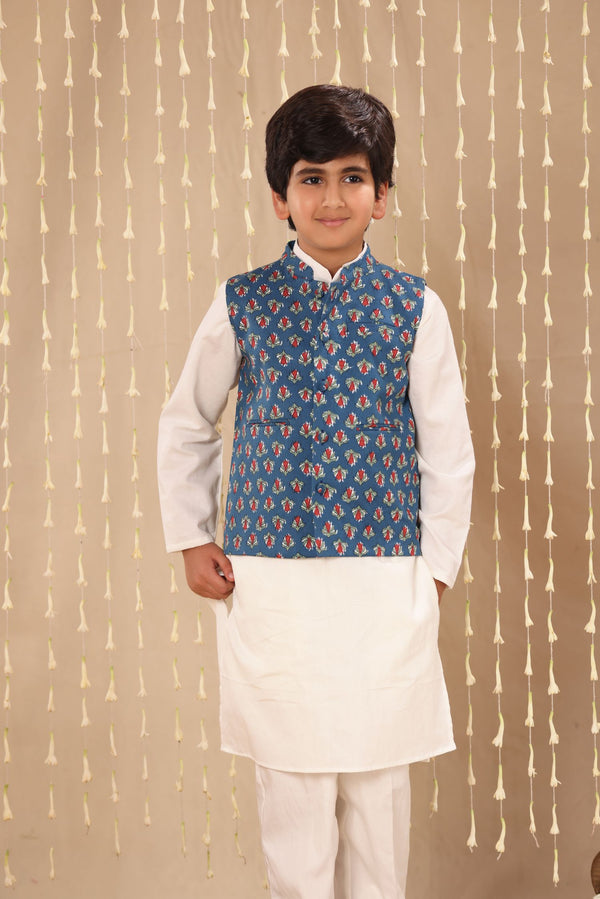 White Kurta Pyjama Co-ord Set with Blue Jaipuri Buti Print Jacket