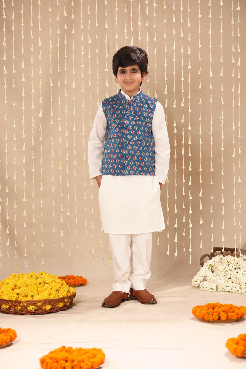 White Kurta Pyjama Co-ord Set with Blue Jaipuri Buti Print Jacket