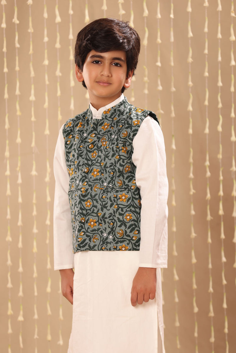 White Kurta Pyjama Co-ord Set with Grey Jaipuri Floral Print Jacket