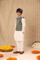 White Kurta Pyjama Co-ord Set with Grey Jaipuri Buti Print Jacket