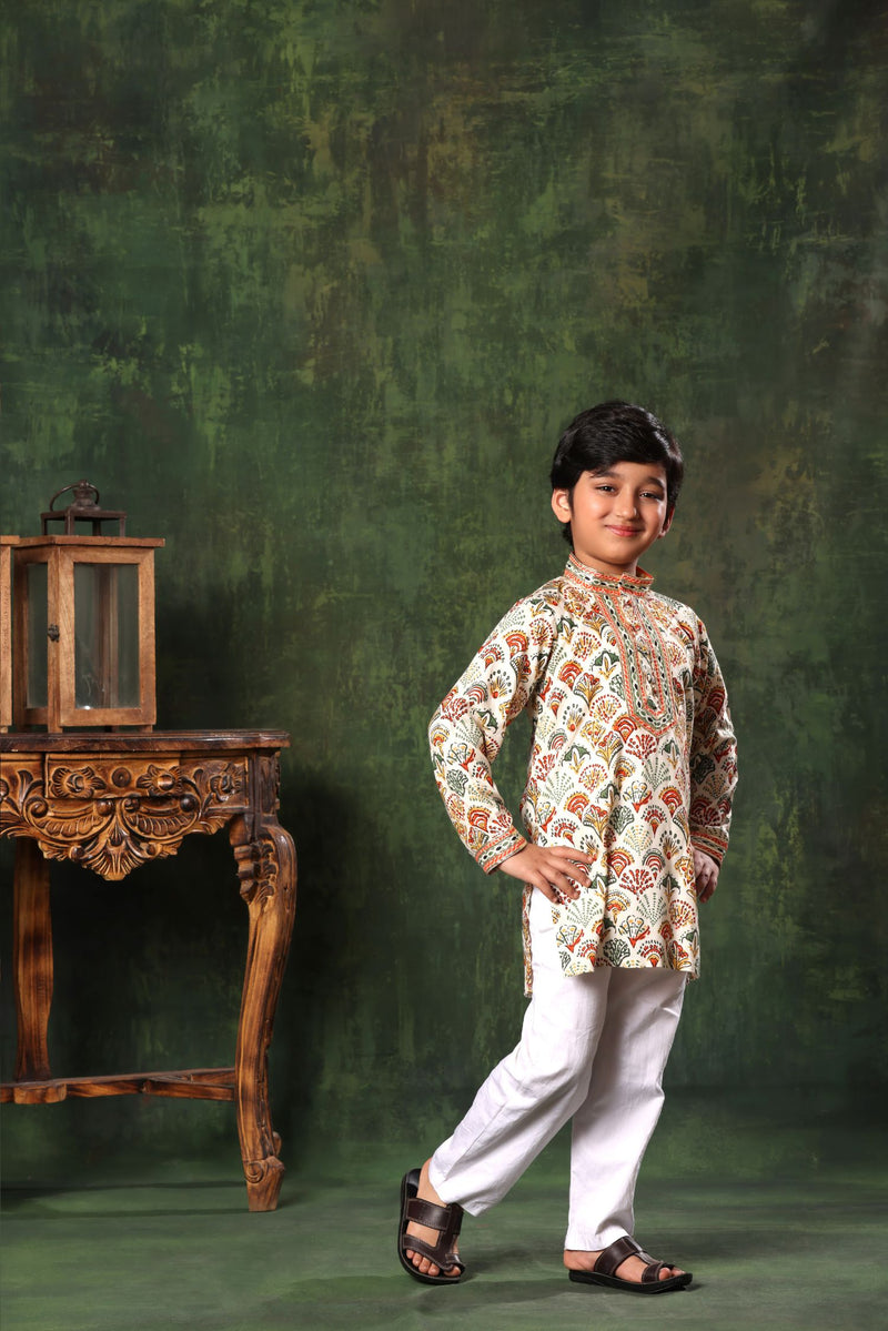 Geometric Print Kurta and Pyjama Set