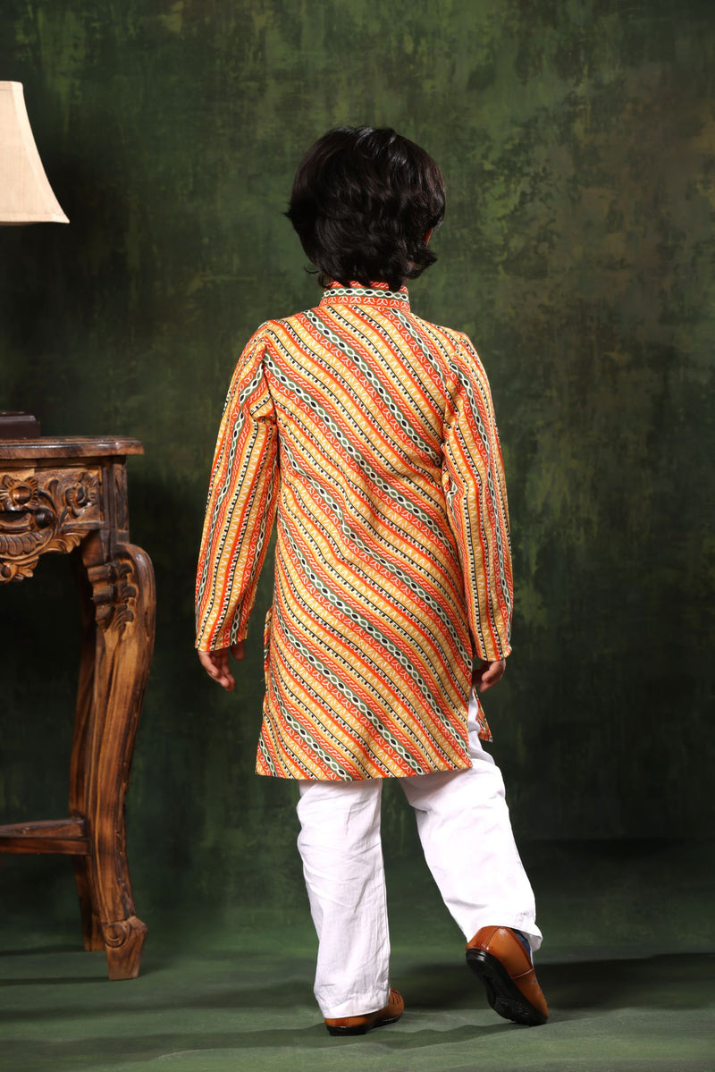 Linear Print Kurta and White Pyjama Set