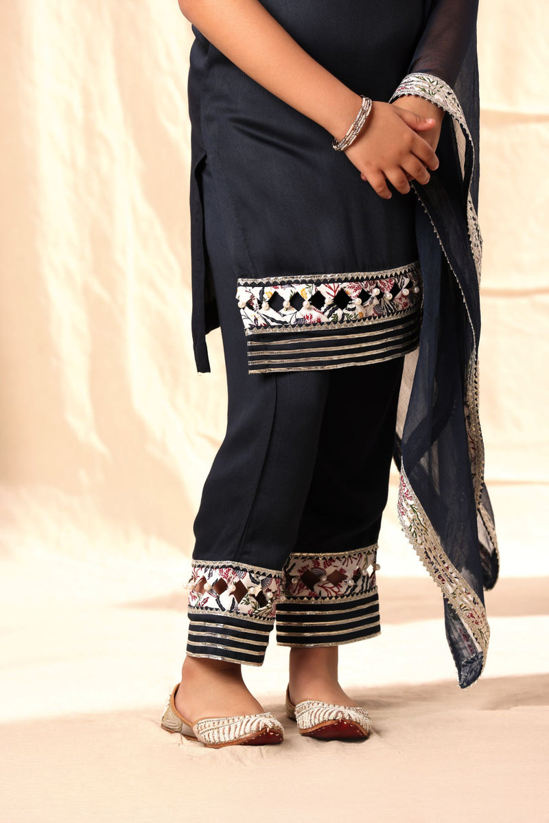 Navy Blue Embellished Kurta Set